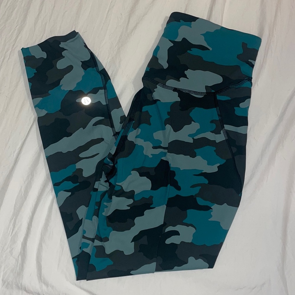 Cropped Lululemon Leggings